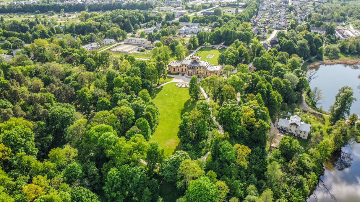 2024 m., iš dvaro archyvų nuotraukų