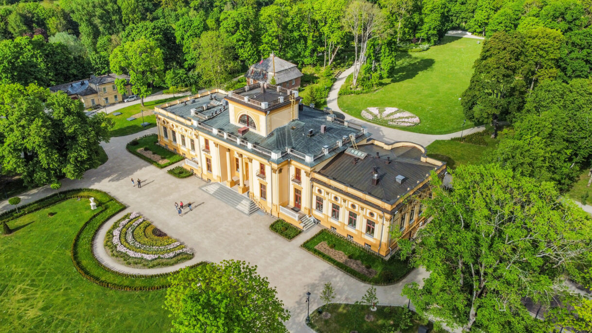 2024 m., iš dvaro archyvų nuotraukų