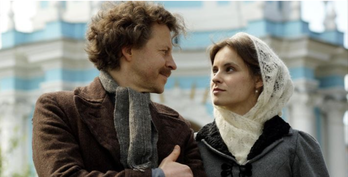 Britų dokumentikos kūrėjo Roberto Mullano filmas “Laiškai Sofijai” (2012), kuriame pagr. vaidmenis kūrė liet. aktoriai Marija Korenkaitė ir Rokas Zubovas 