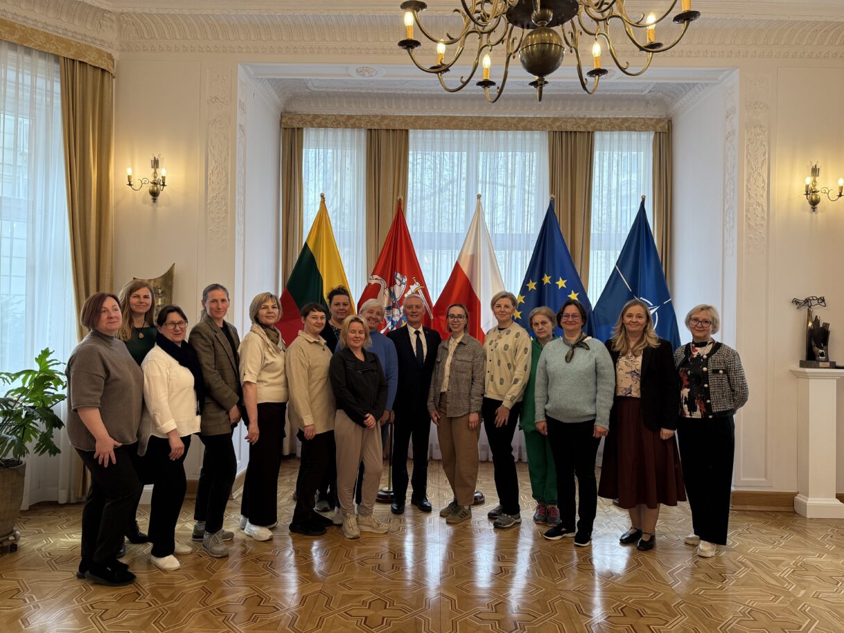Susitikimas su ambasados darbuotojais