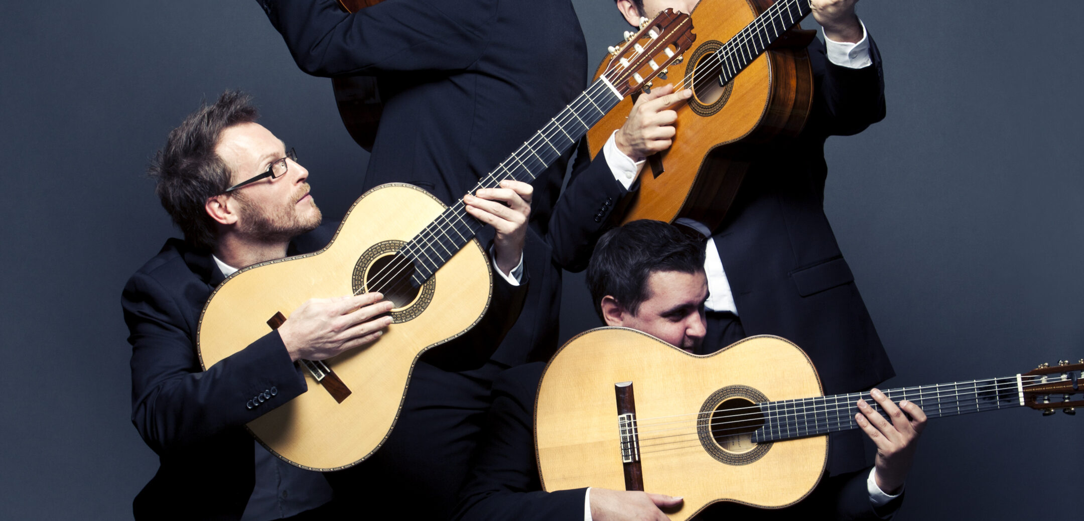 Baltijos gitarų kvartetas „Baltijos spalvos, pietų ritmai”
